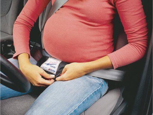 Bezpieczeństwo kobiet w ciąży podczas podróży samochodem